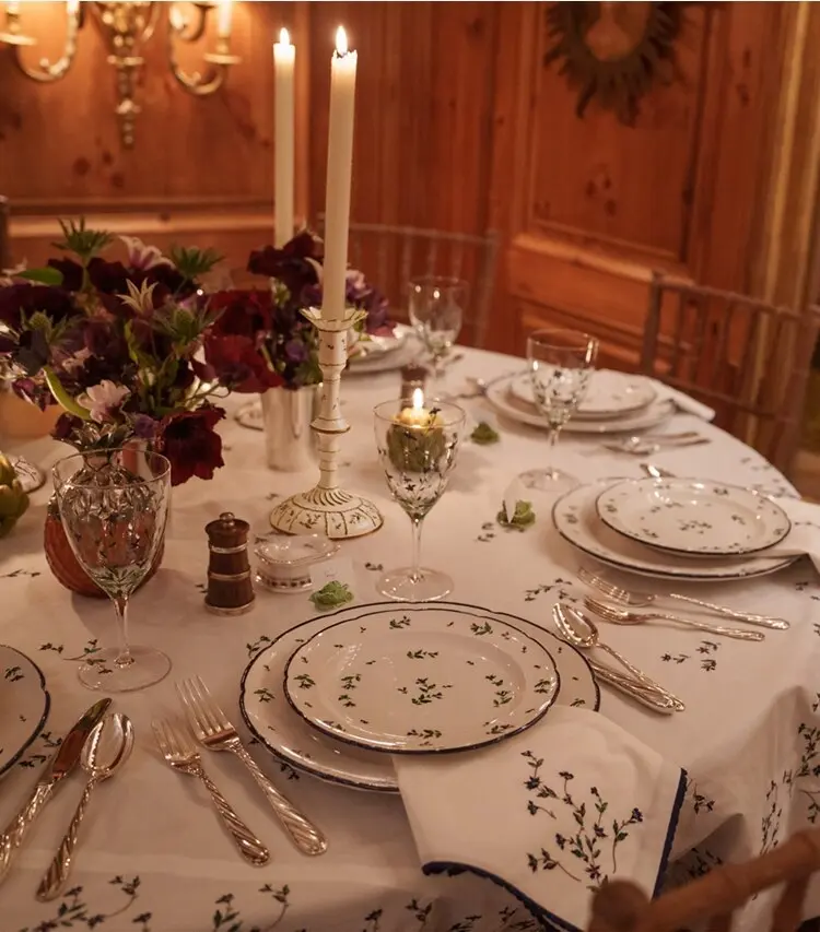 Jolie Fleur Round Tablecloth, 70" - Image 3