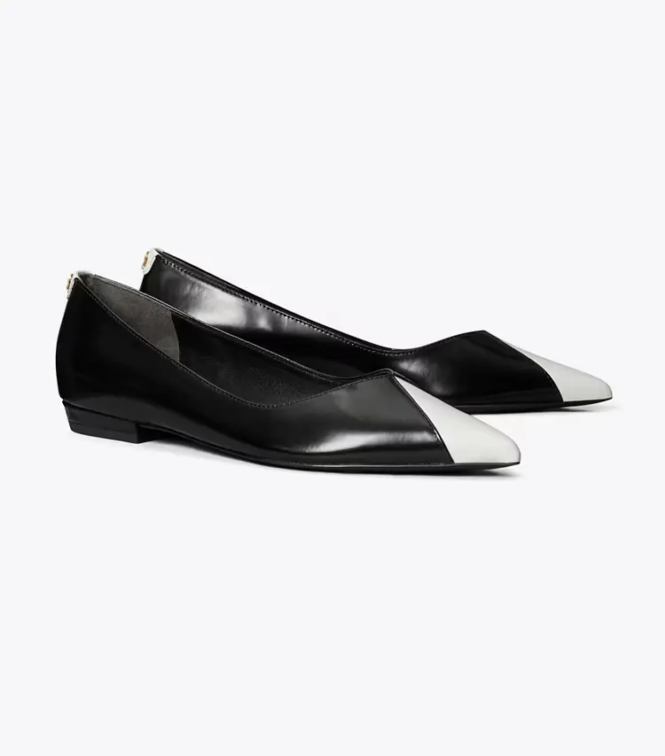 Triangle Pointed Flat